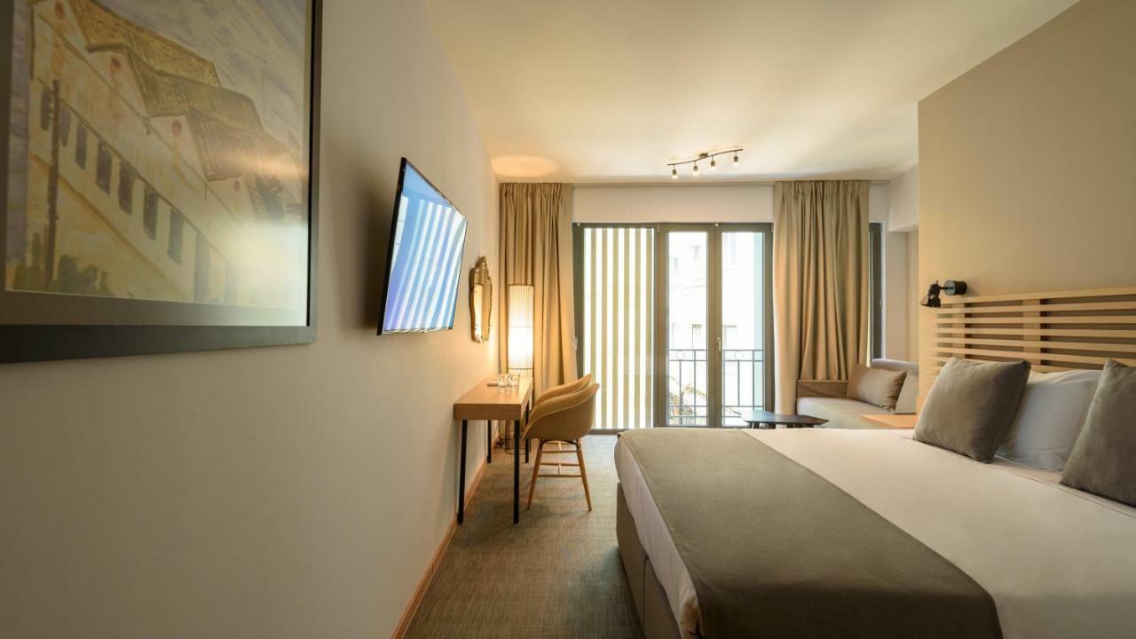 Fos Downtown Suites Афіни Екстер'єр фото